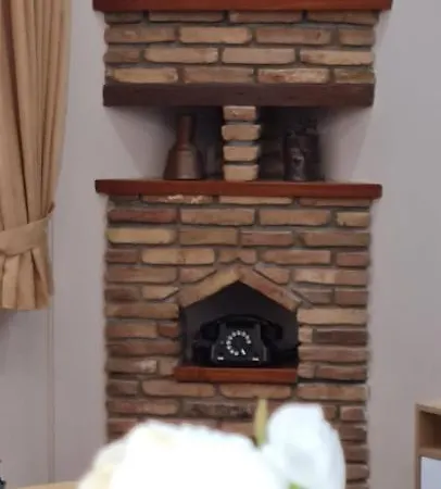 'the Seagull' Traditional Apartment *